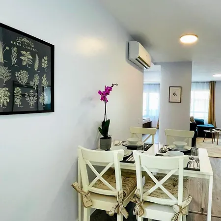 Casa Soho Y Alex إِستيبونا