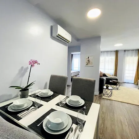 Casa Soho Y Alex إِستيبونا
