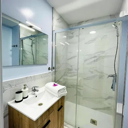 Casa Soho Y Alex إِستيبونا